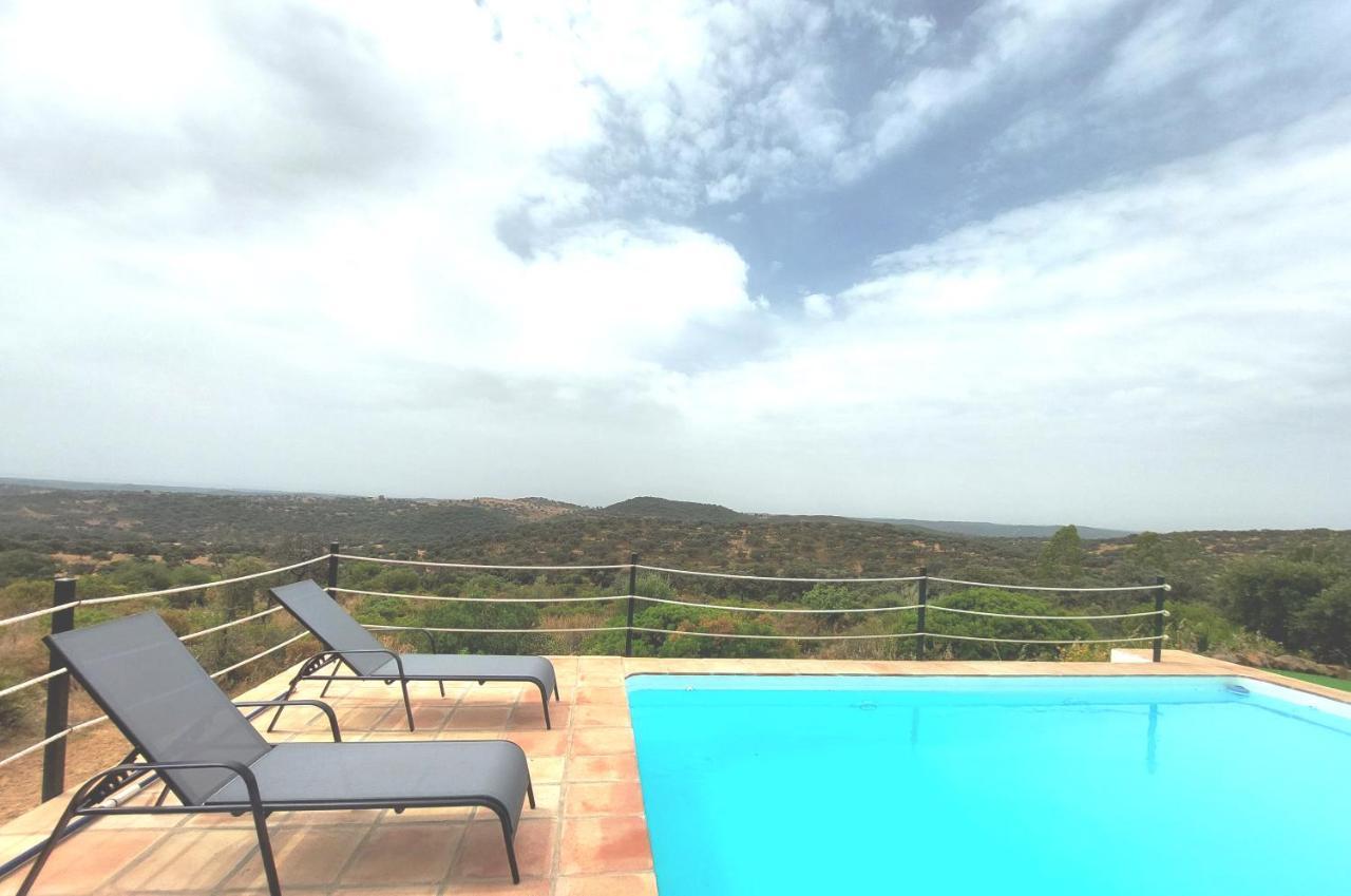 Casa Rural La Aulaga El Castillo de las Guardas Luaran gambar
